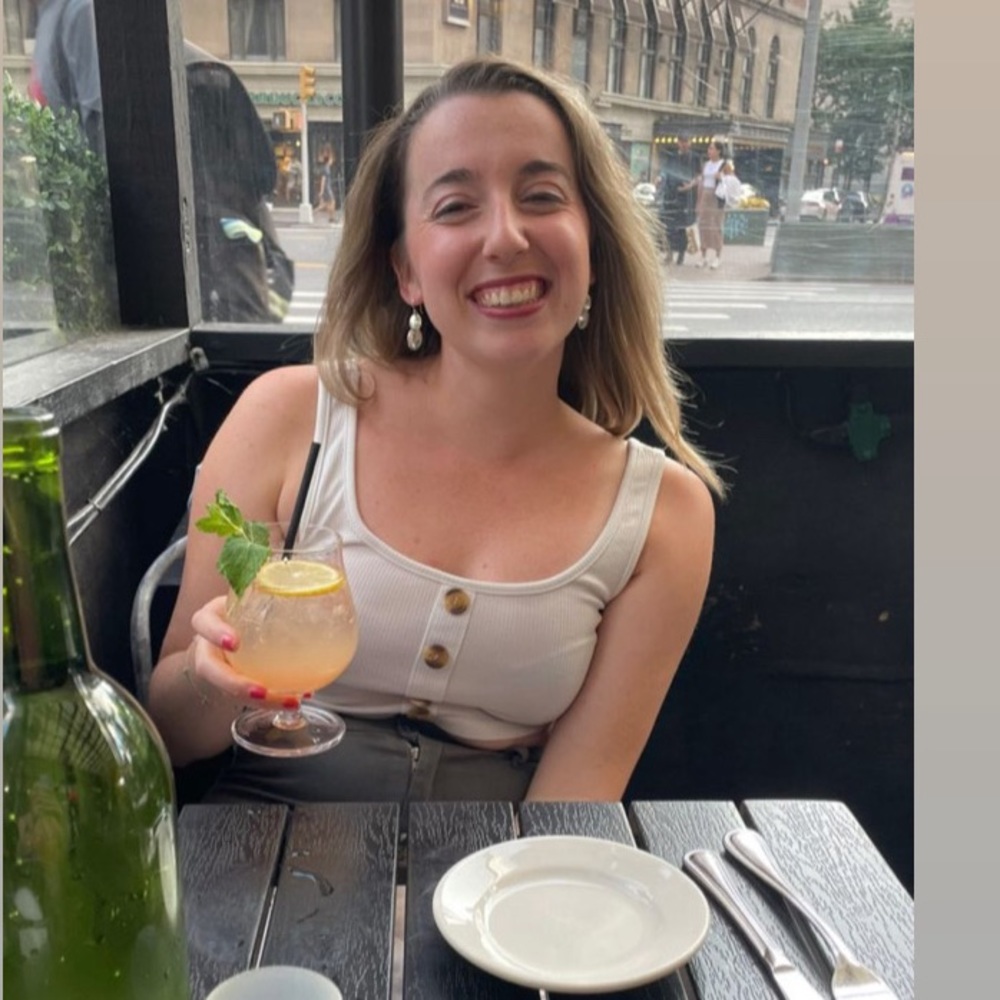 Meet your Posher, Emily